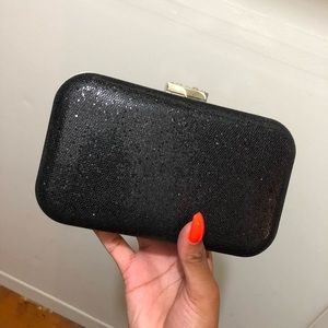 Black sparkly clutch w/ chain